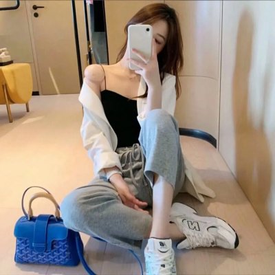 内心强大的美女白川
